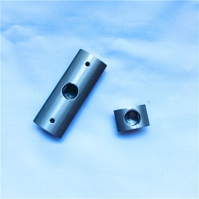 Gia công CNC bằng thép không gỉ tùy chỉnh Phụ tùng ô tô Độ cứng ổn định