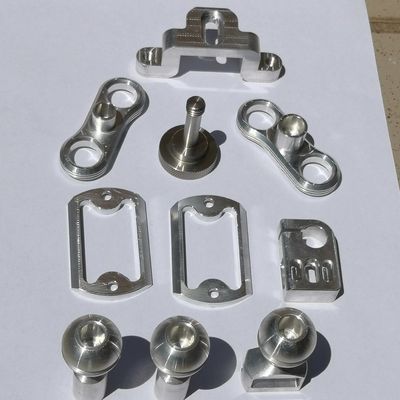 Nhôm thép Đồng thau Bộ phận phay CNC Bộ phận gia công nhà máy chất lượng cao